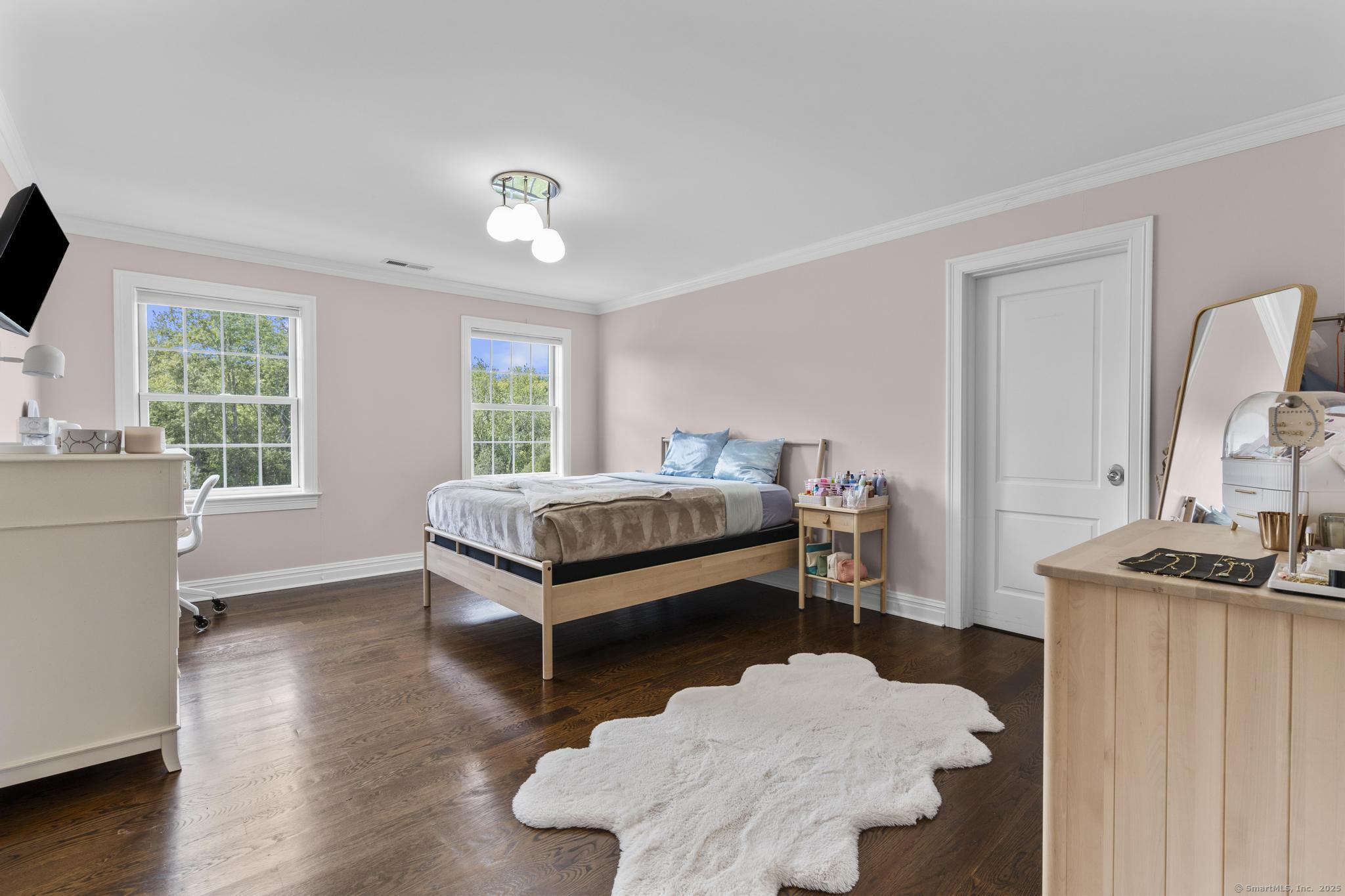 318 Bayview Circle