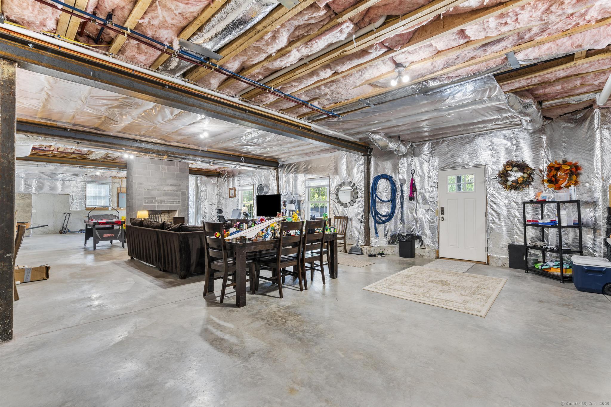 318 Bayview Circle
