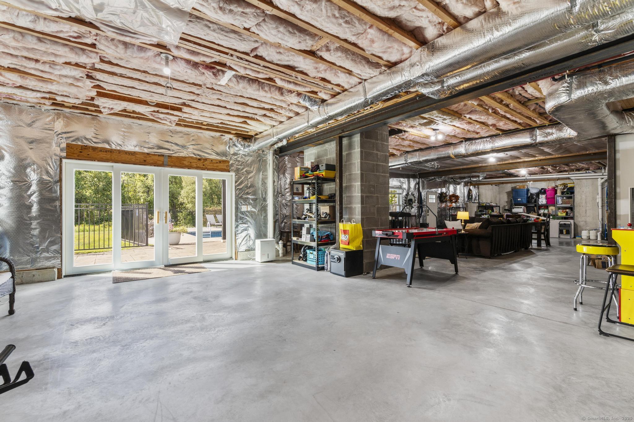318 Bayview Circle