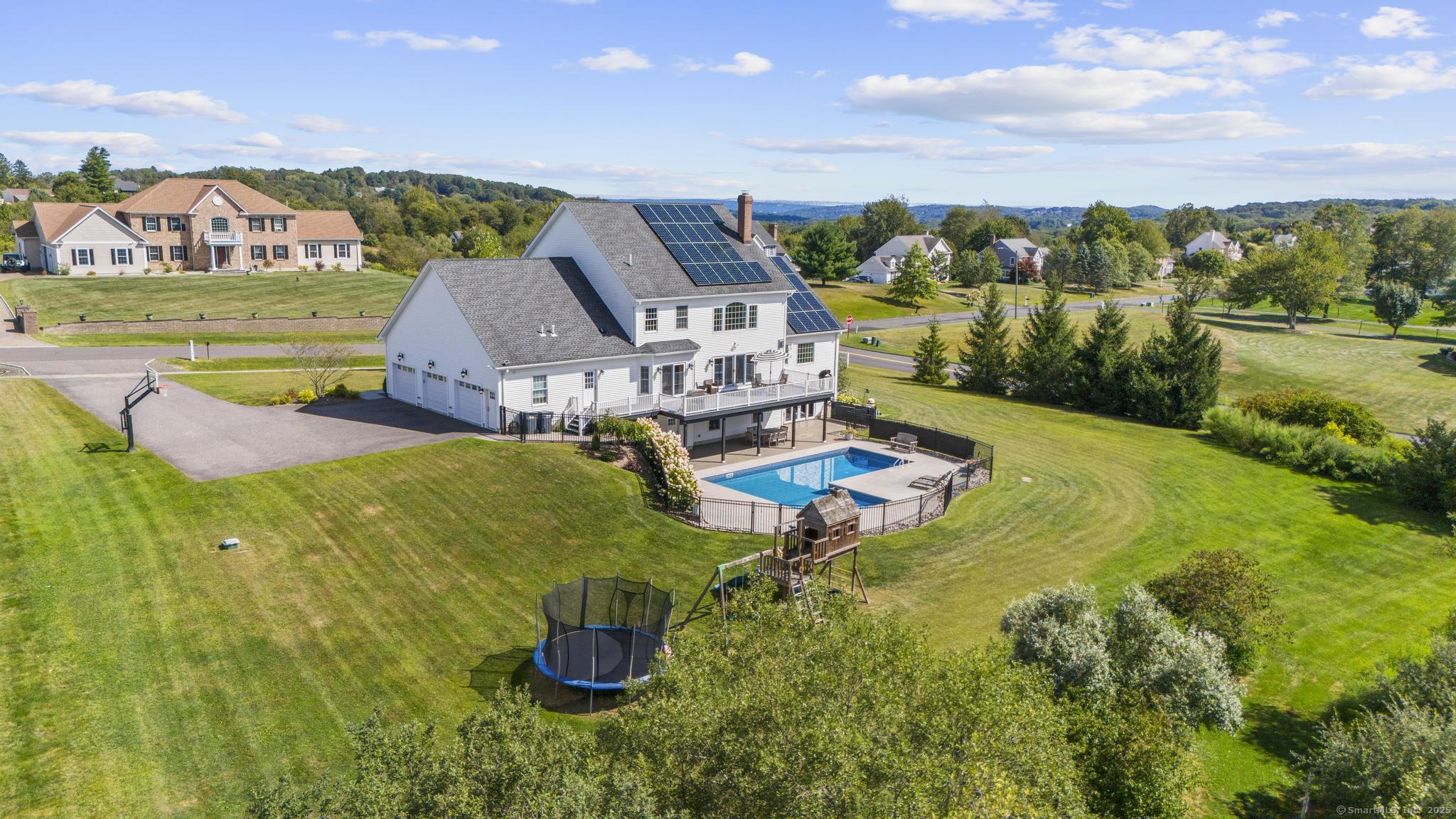 318 Bayview Circle