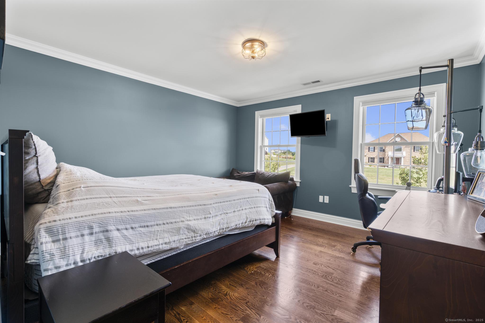 318 Bayview Circle