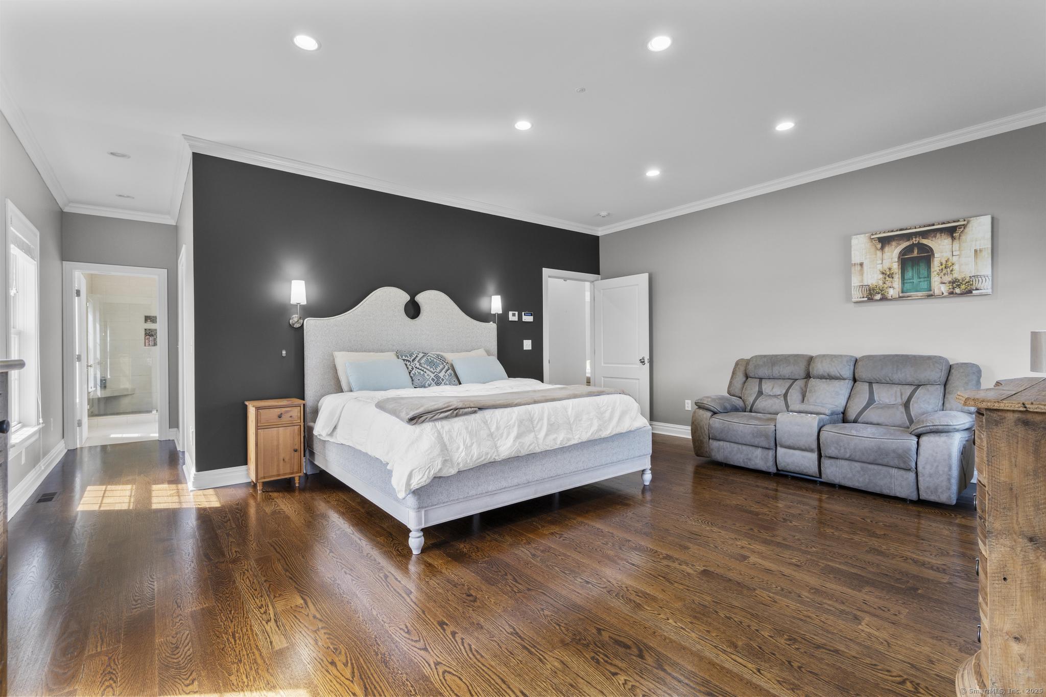318 Bayview Circle