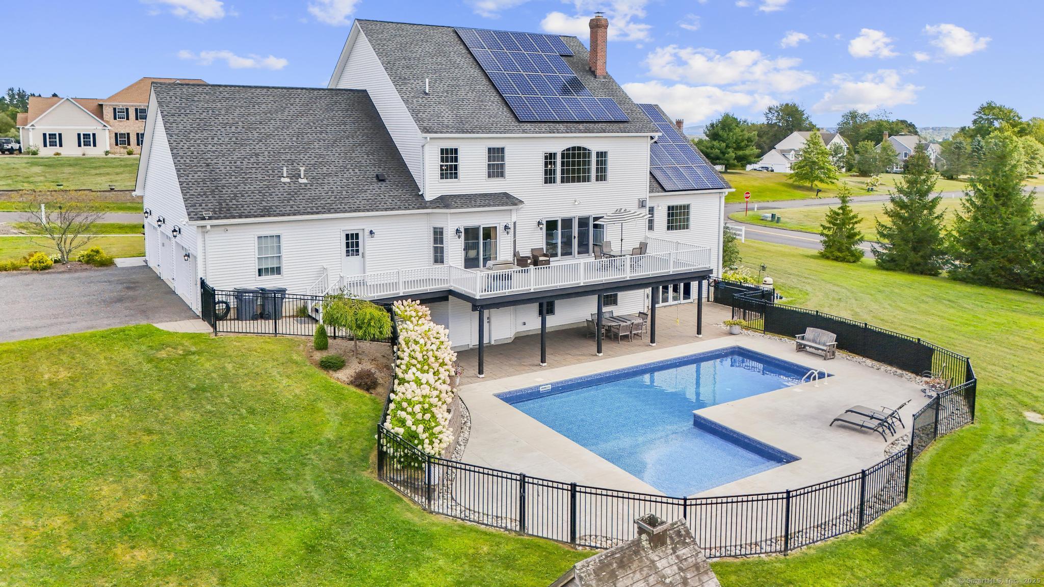 318 Bayview Circle