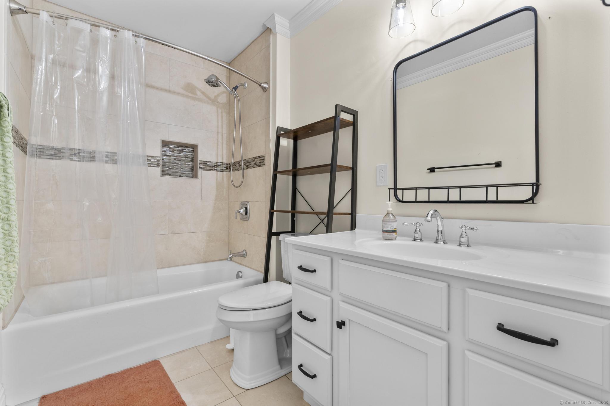 318 Bayview Circle