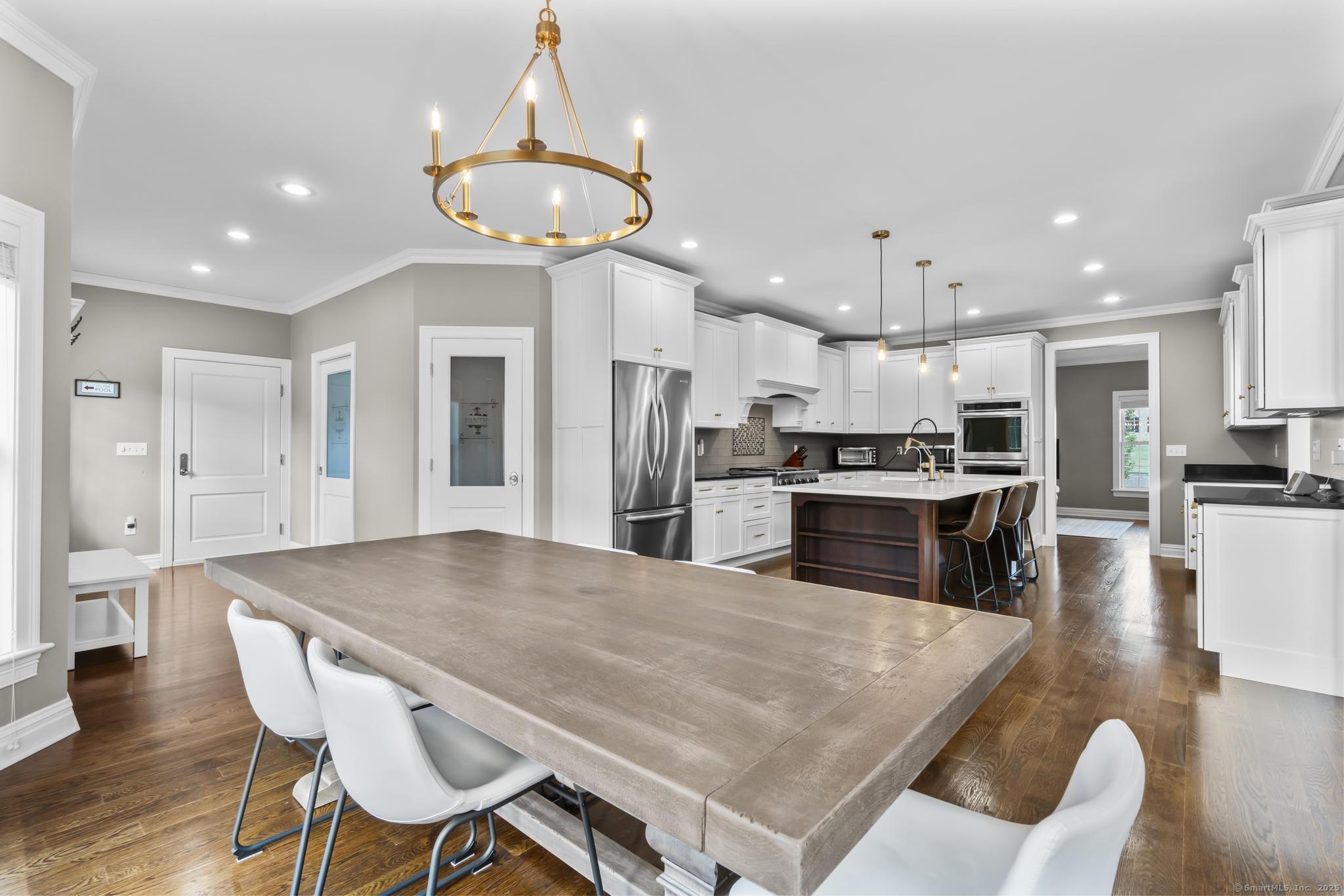 318 Bayview Circle