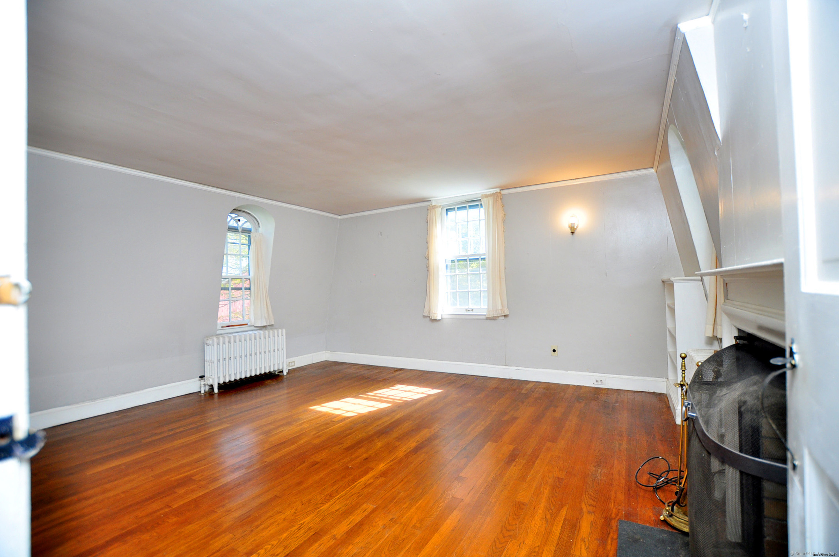 182 East Litchfield Road