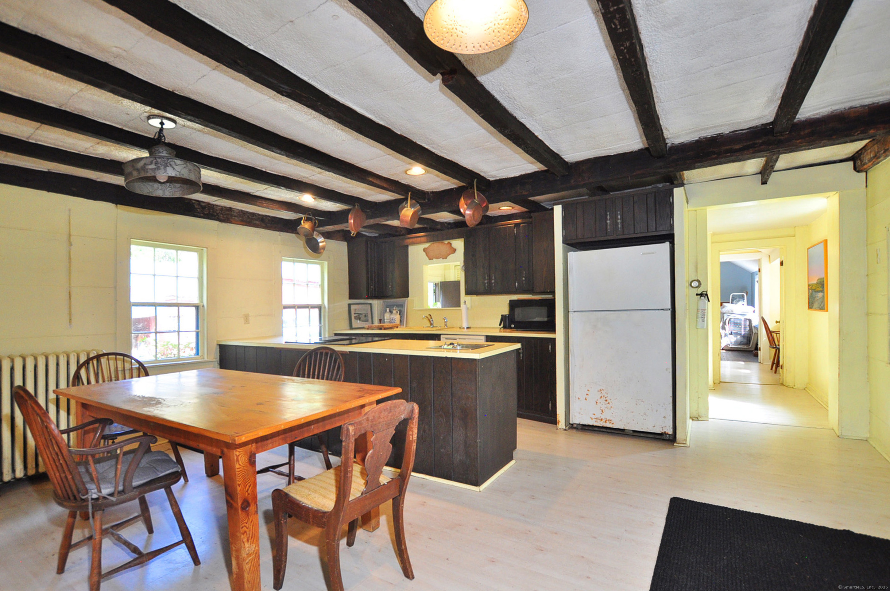 182 East Litchfield Road