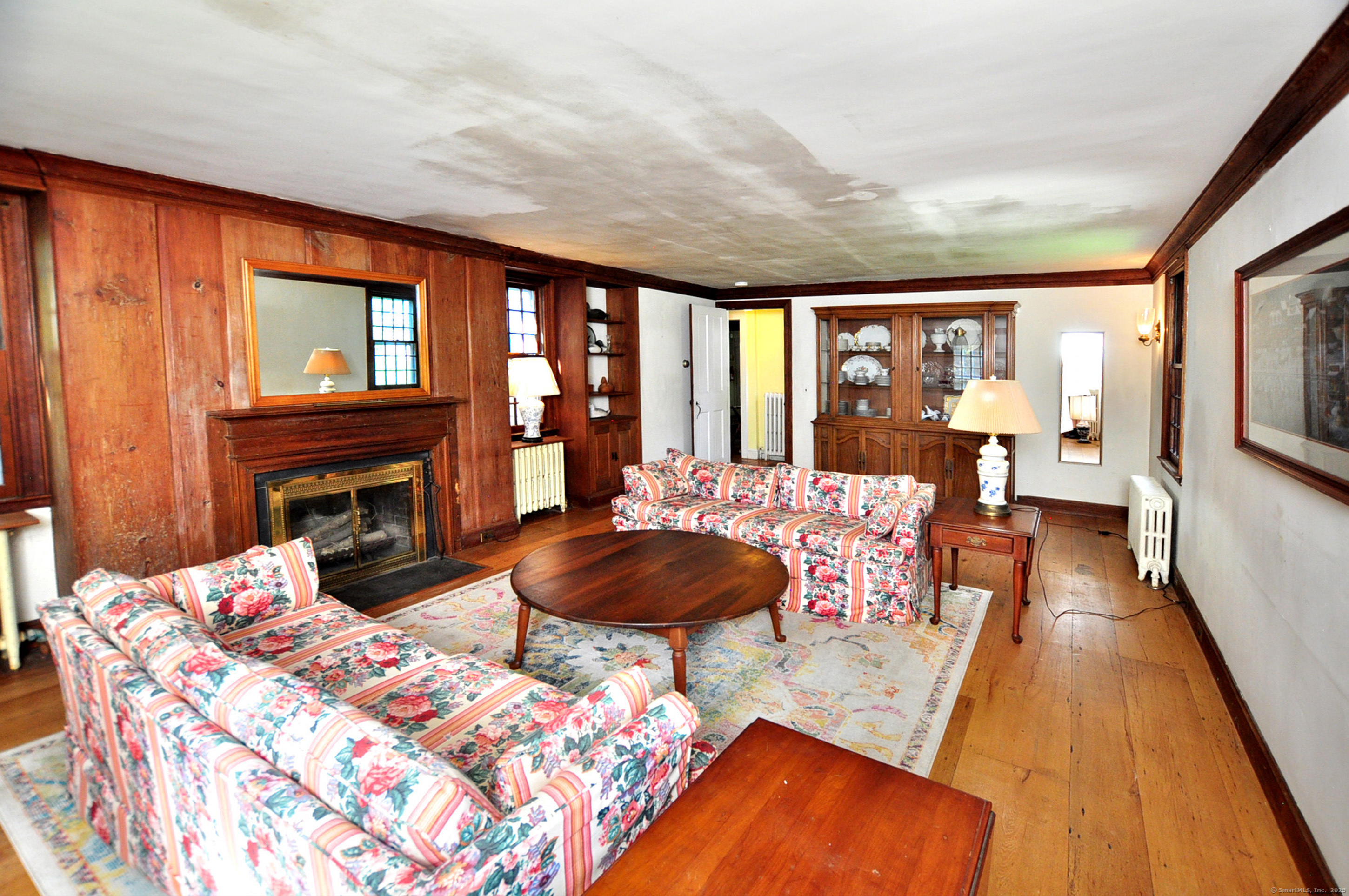182 East Litchfield Road