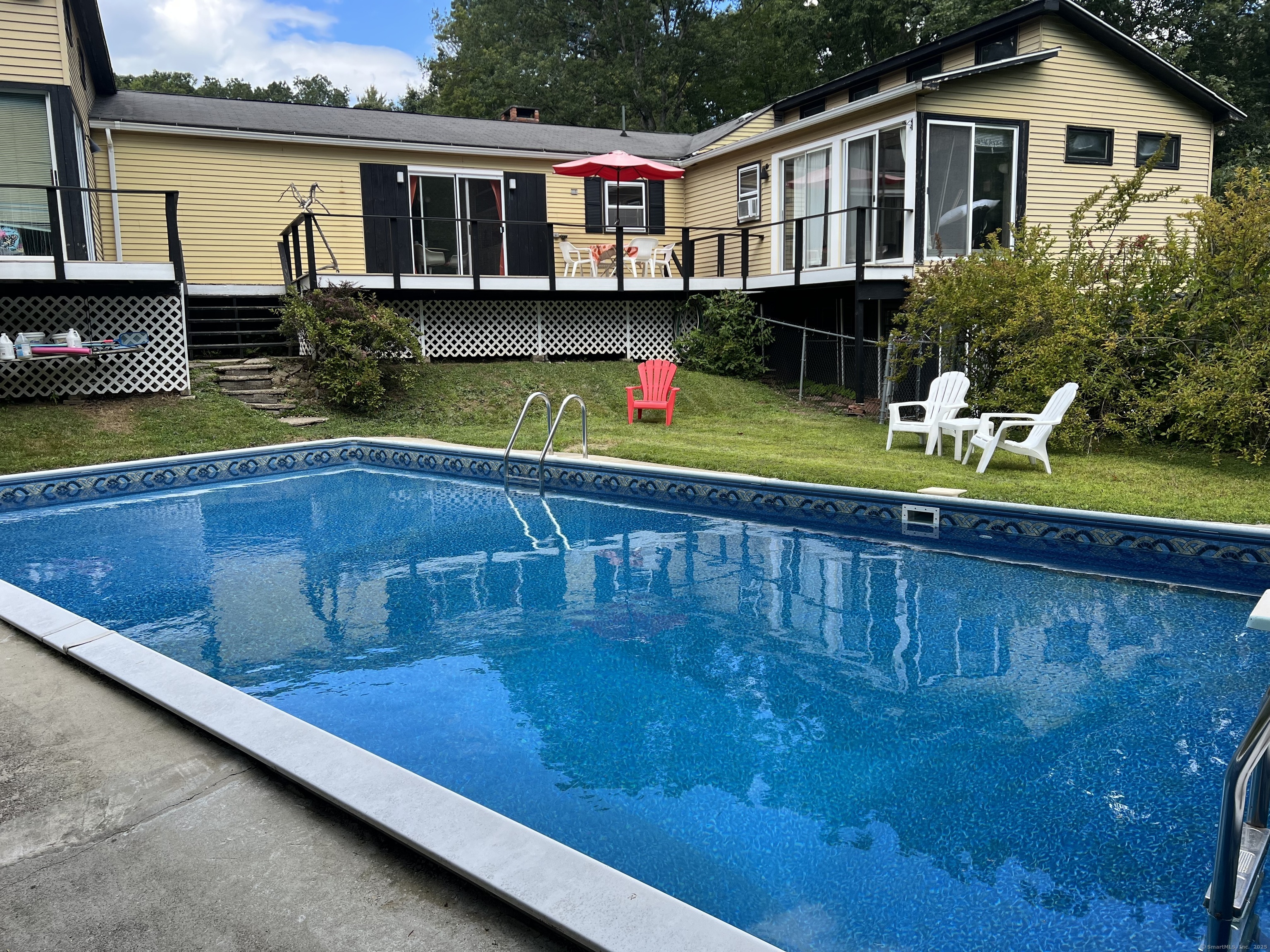 19 Vickers Road