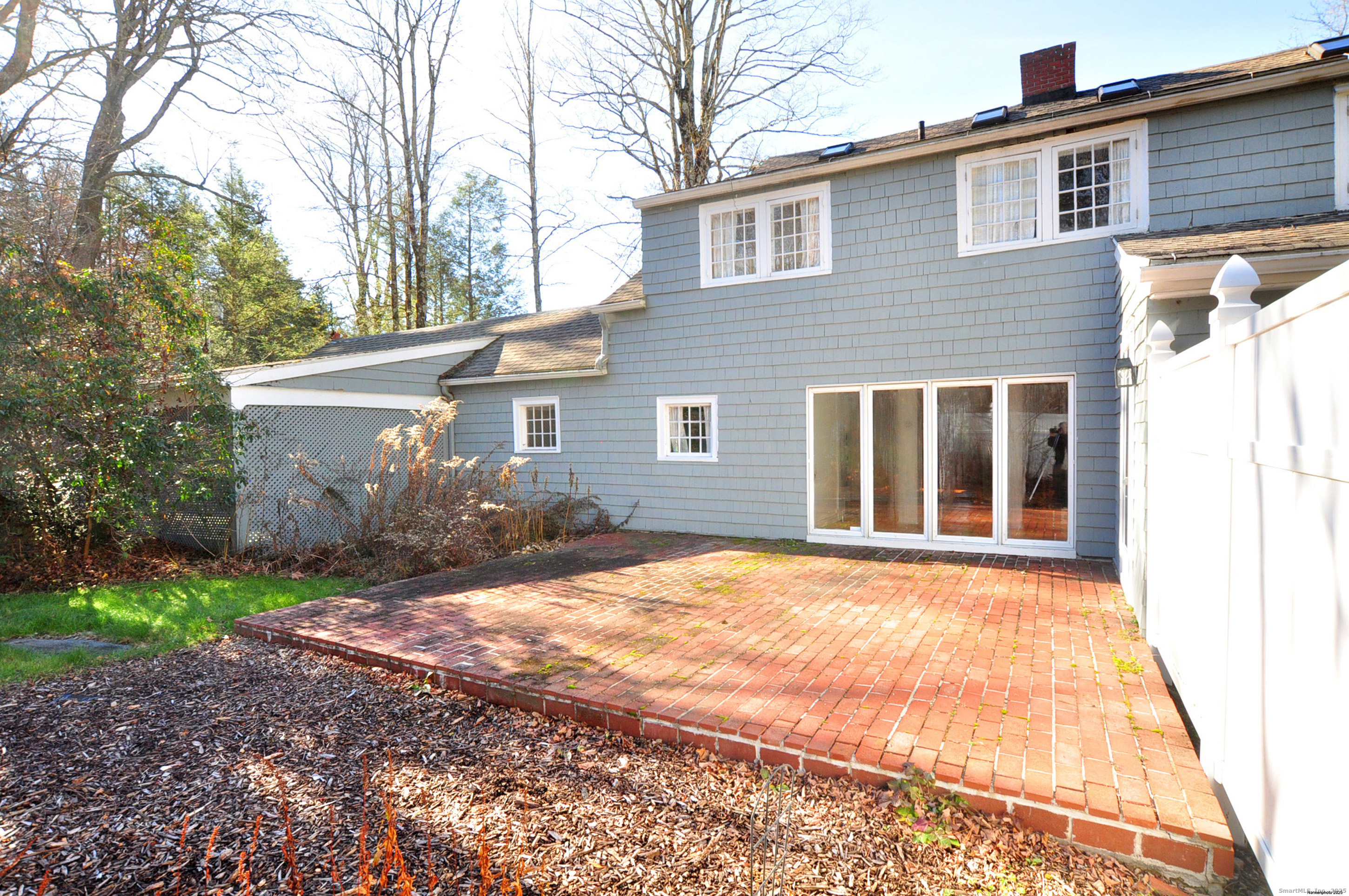 11 West Chestnut Hill Road