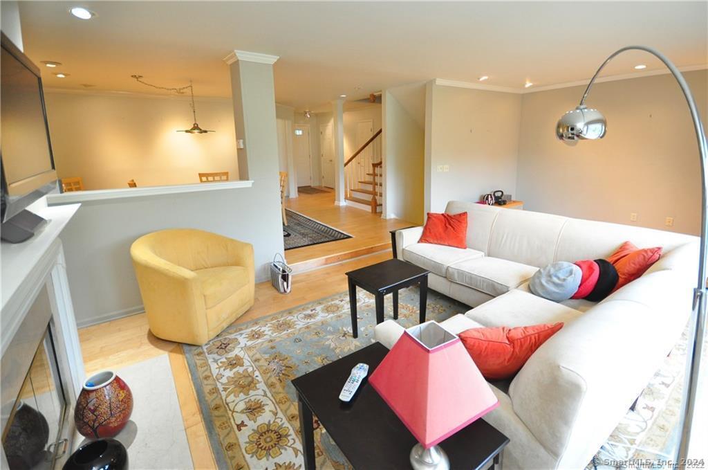 93 Litchfield Ponds Drive 93