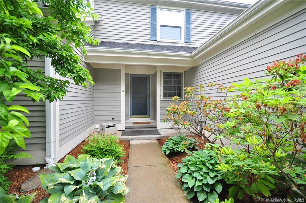 93 Litchfield Ponds Drive 93