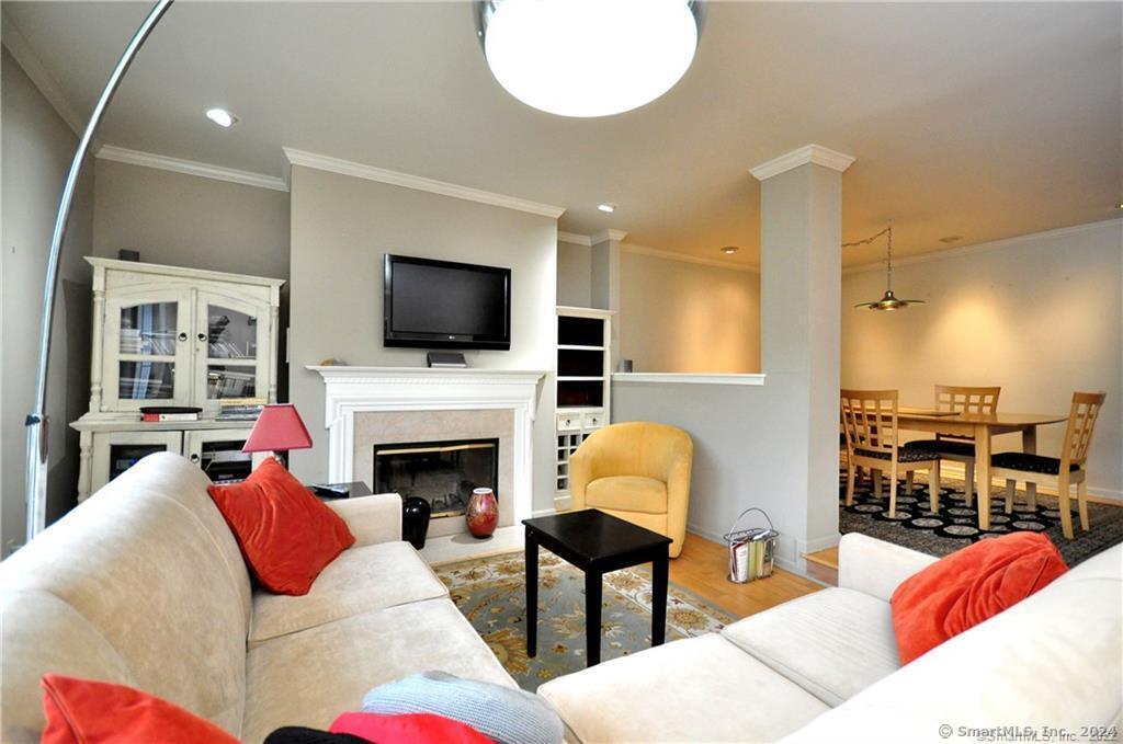 93 Litchfield Ponds Drive 93