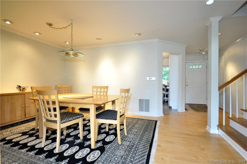 93 Litchfield Ponds Drive 93