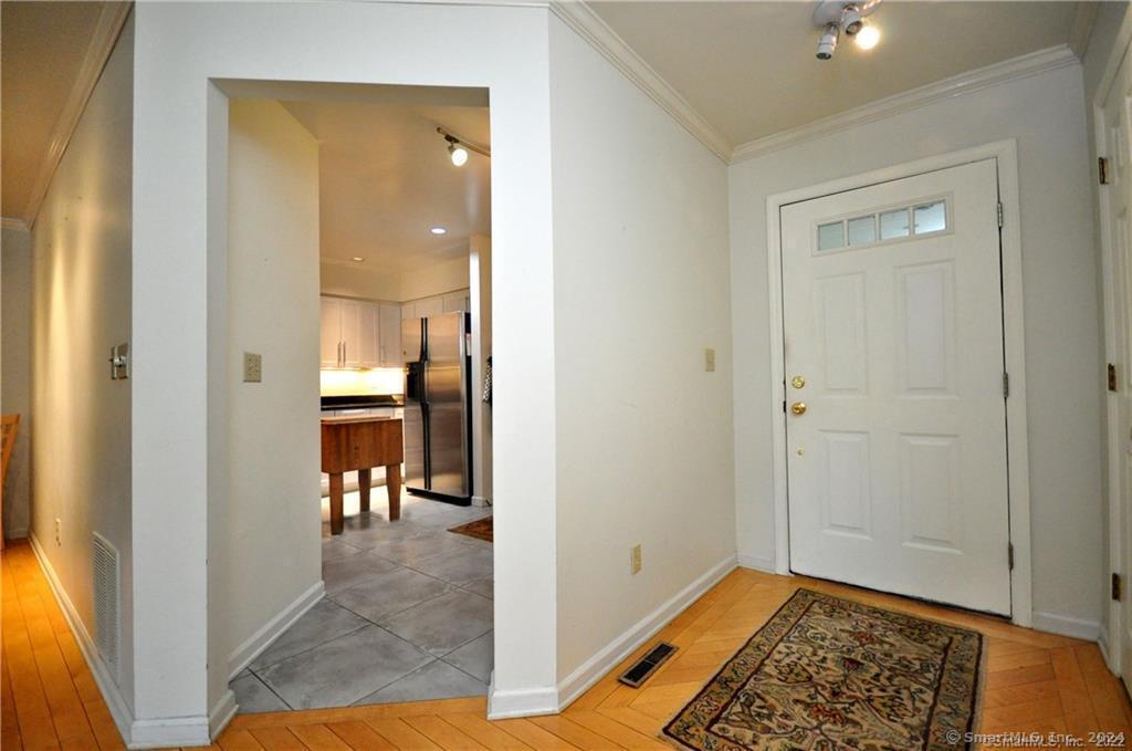 93 Litchfield Ponds Drive 93