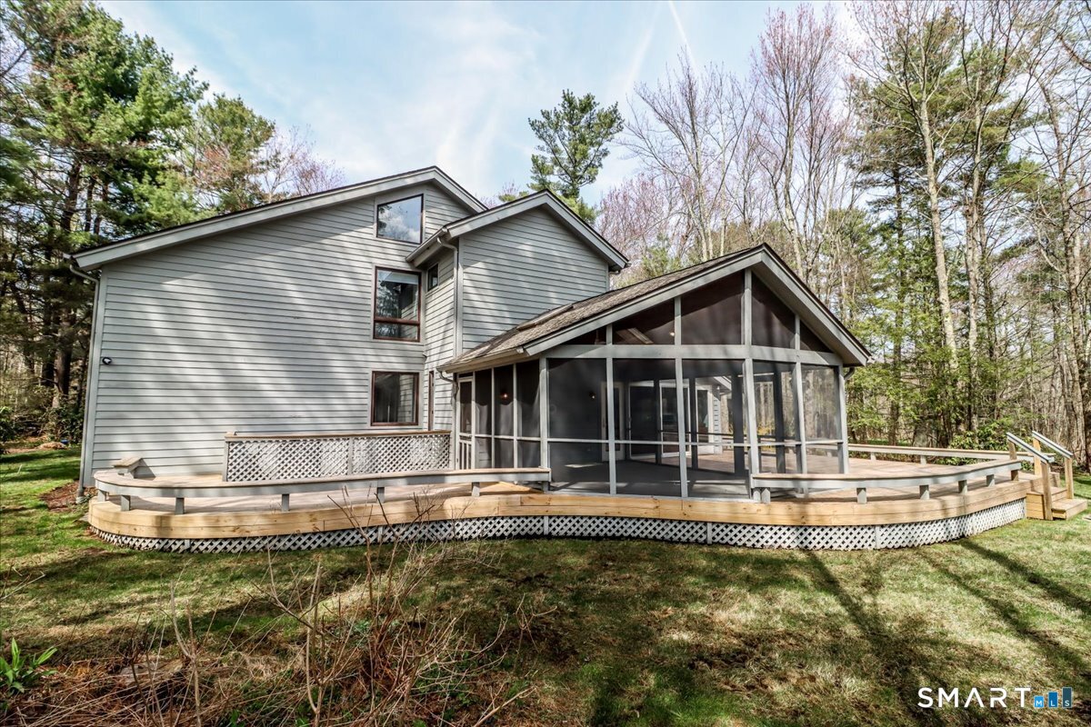 17 Dresden Court West