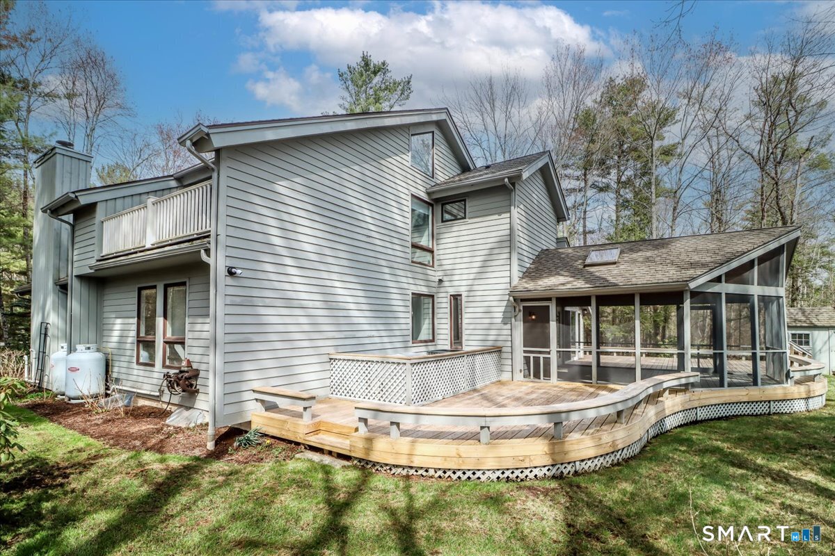 17 Dresden Court West