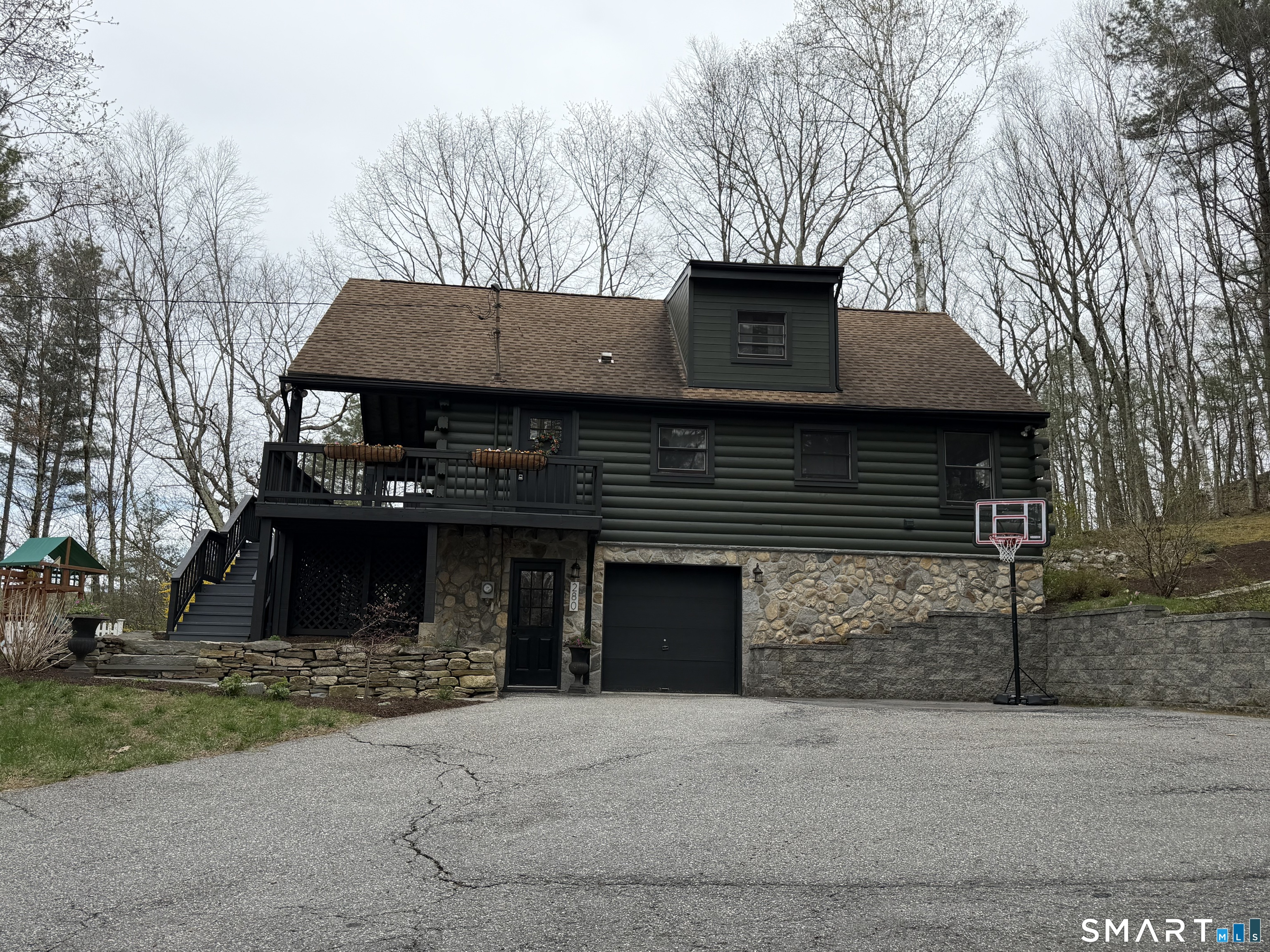 280 Woodville Road