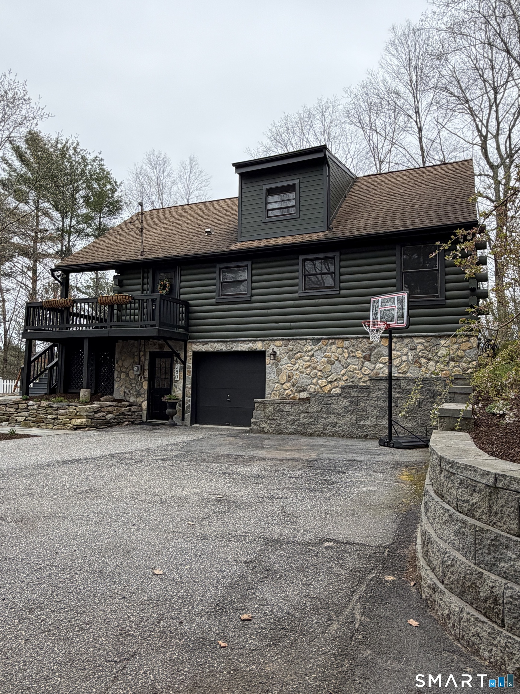 280 Woodville Road