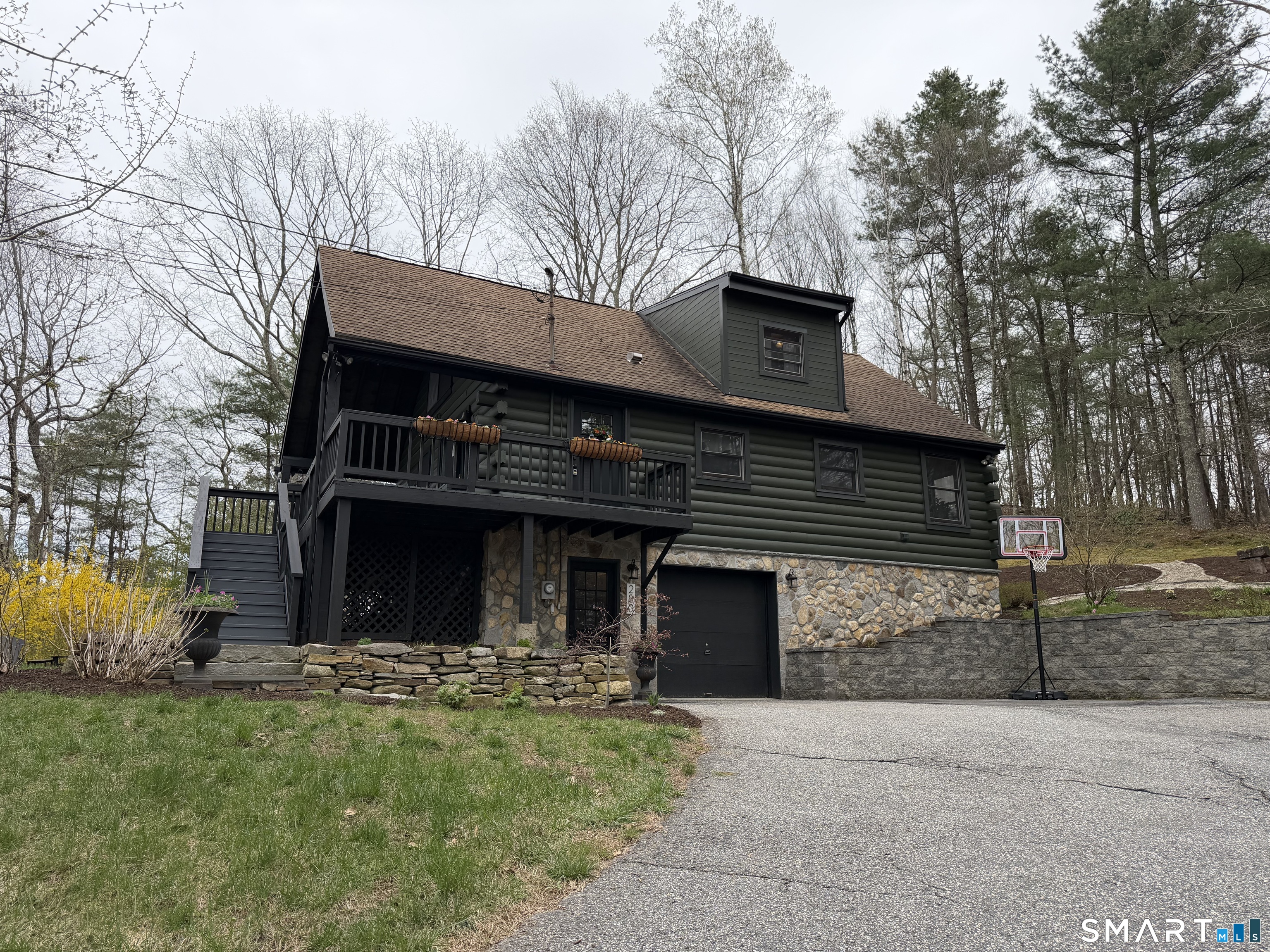 280 Woodville Road