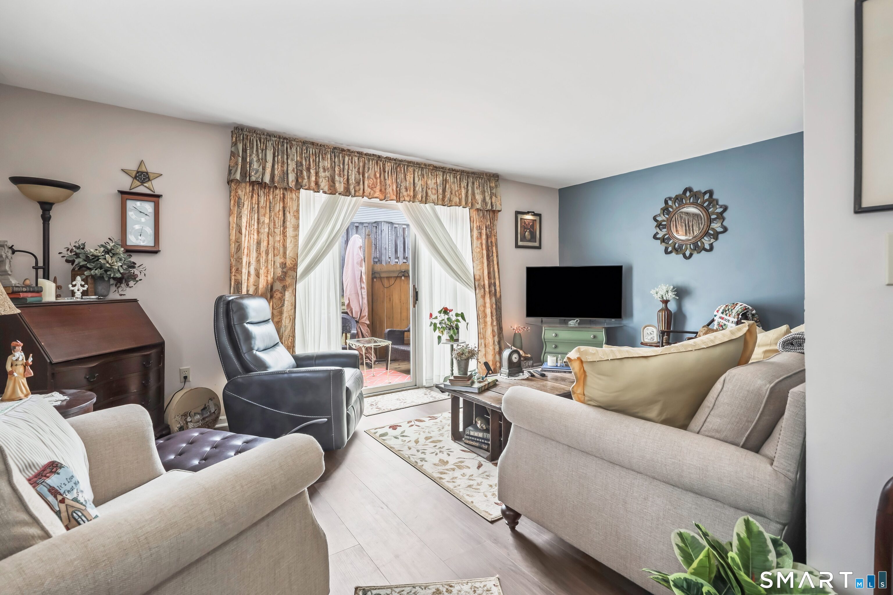 1229 Winsted Road 54