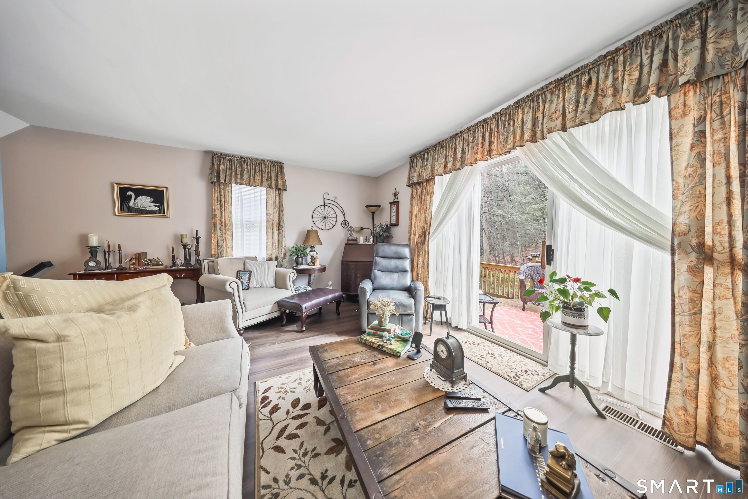 1229 Winsted Road 54