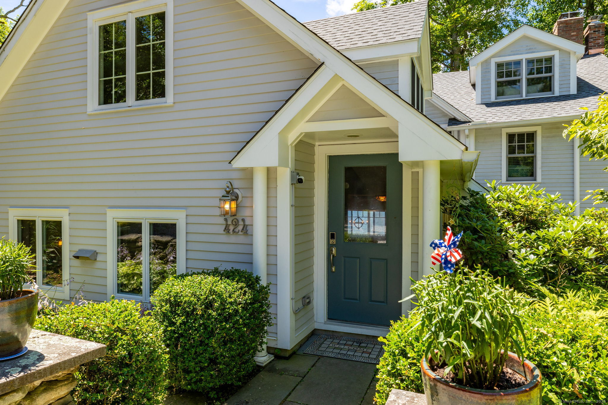 424 East Wakefield Boulevard