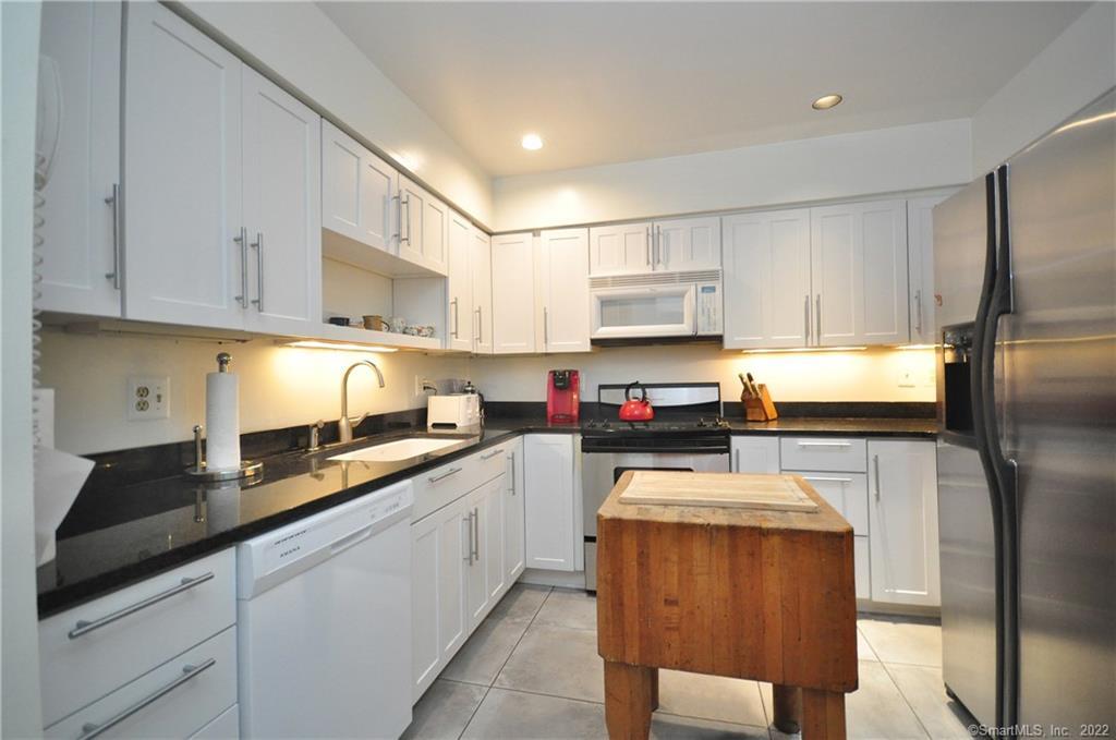 93 Litchfield Ponds Drive 93