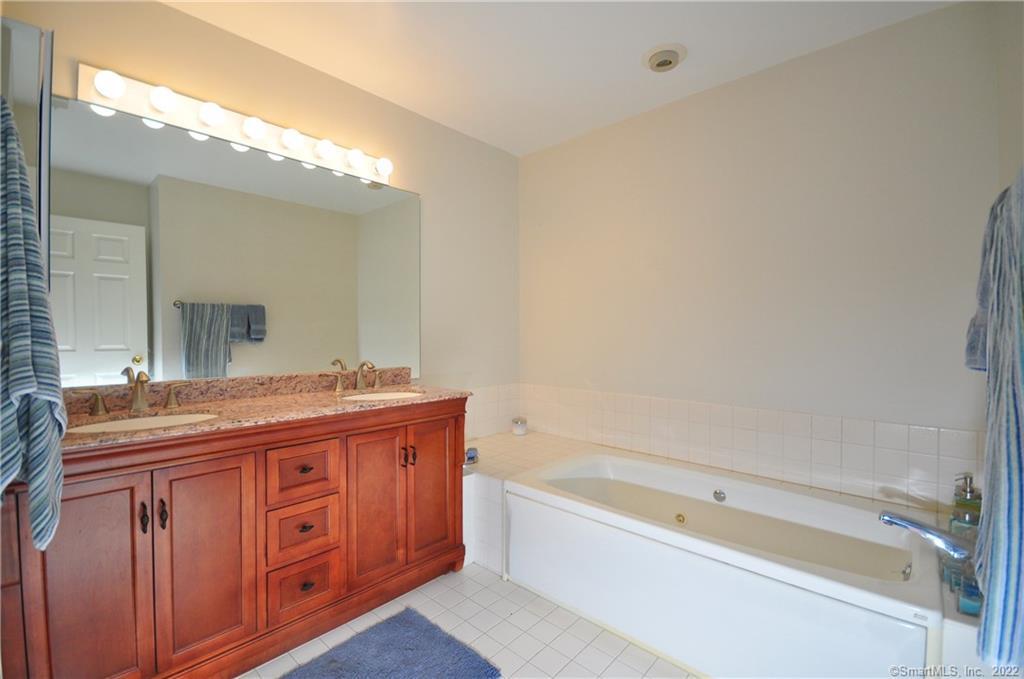 93 Litchfield Ponds Drive 93
