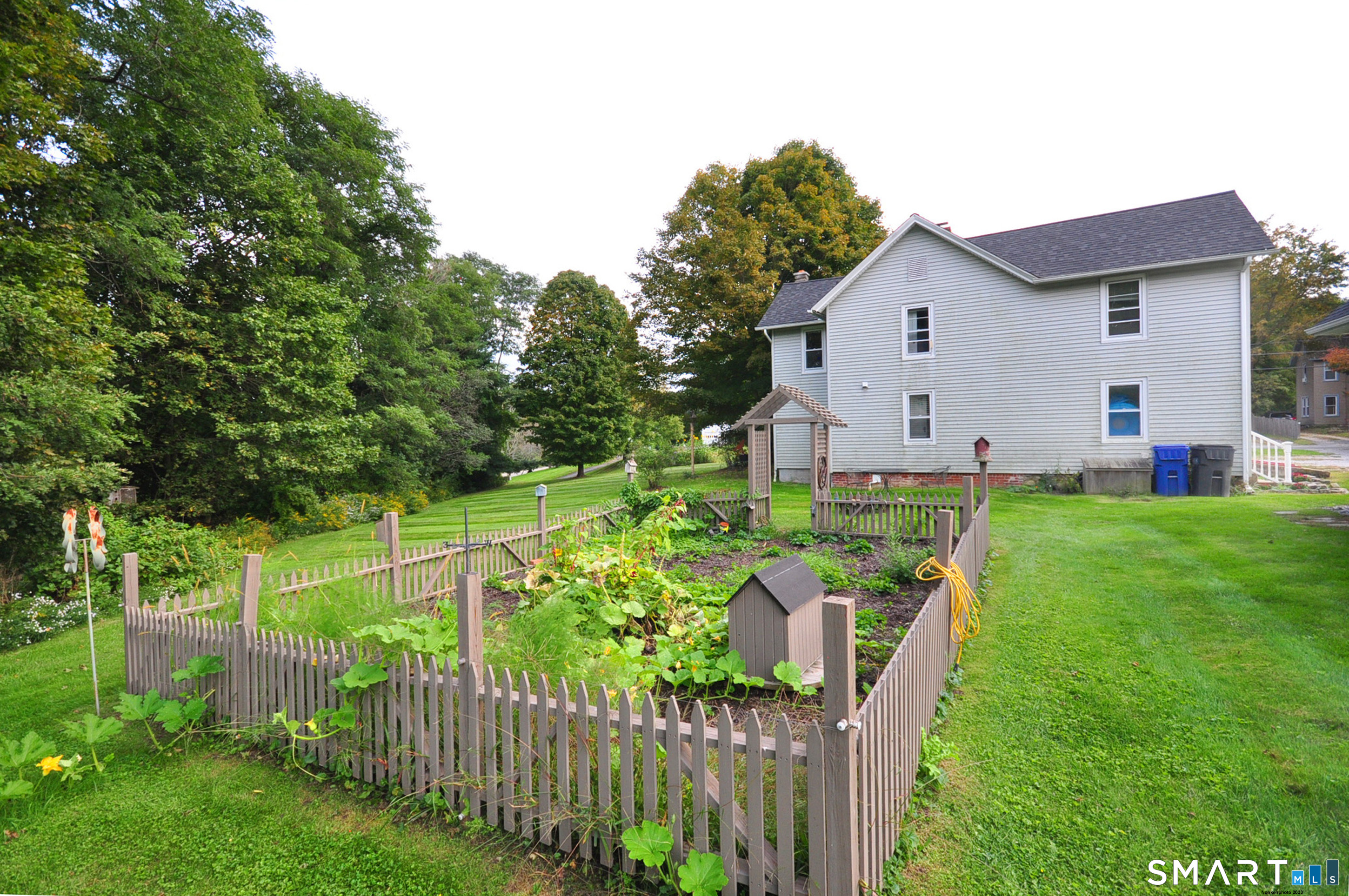 22 Highland Avenue