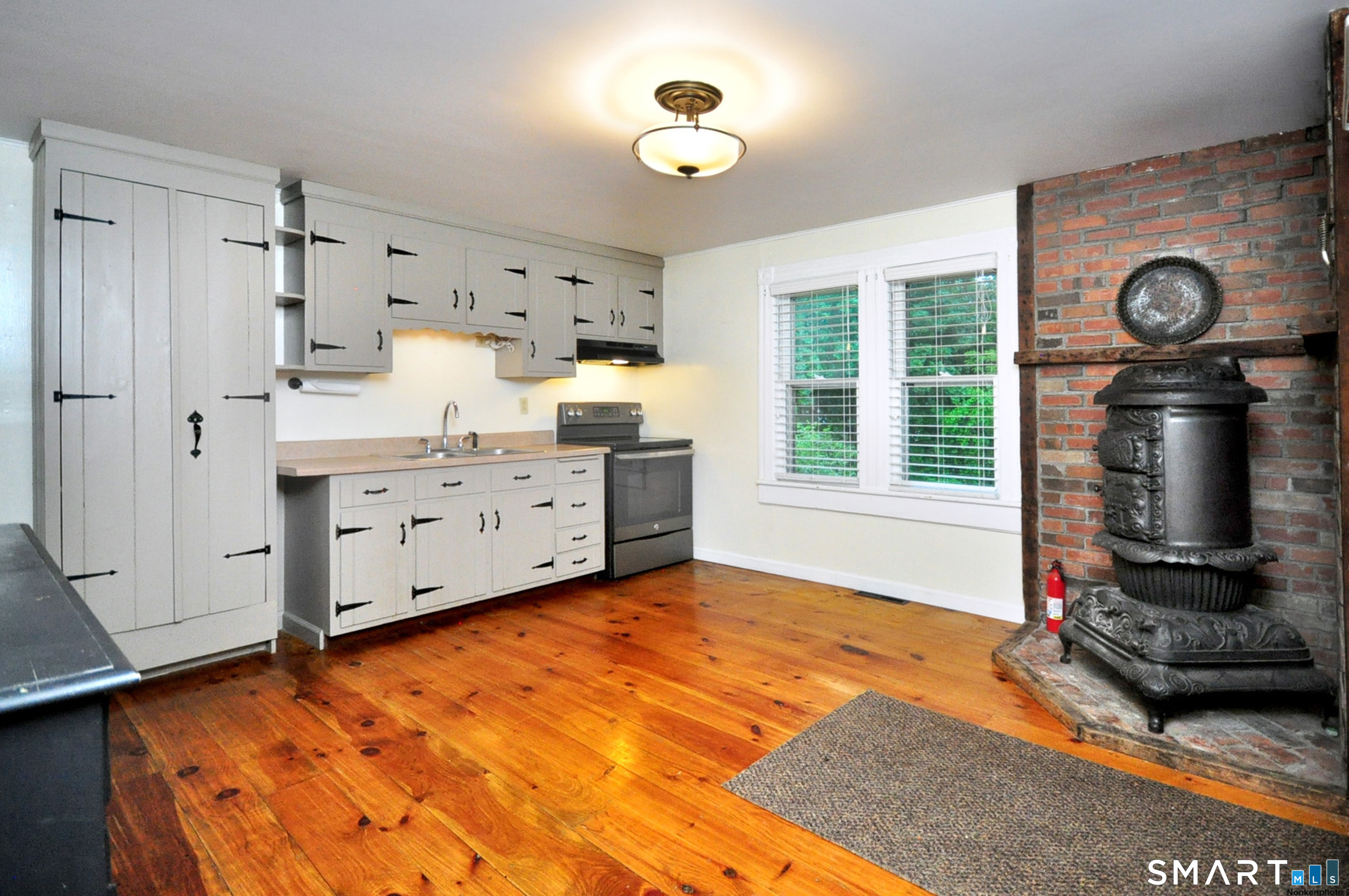 22 Highland Avenue
