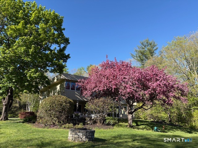 280 East Street South