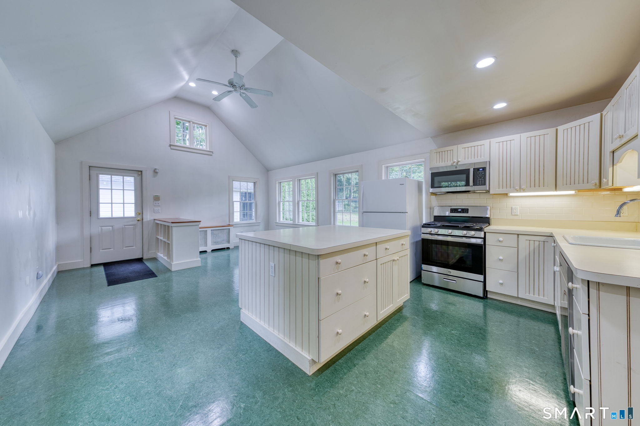 6 Pitch Road