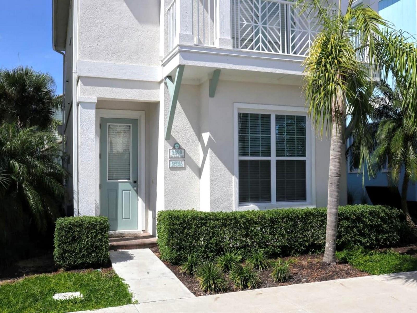 3008 SEA PLANE LN