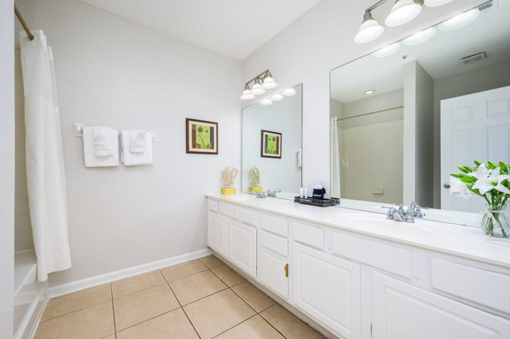 8001 COOL BREEZE DR #121