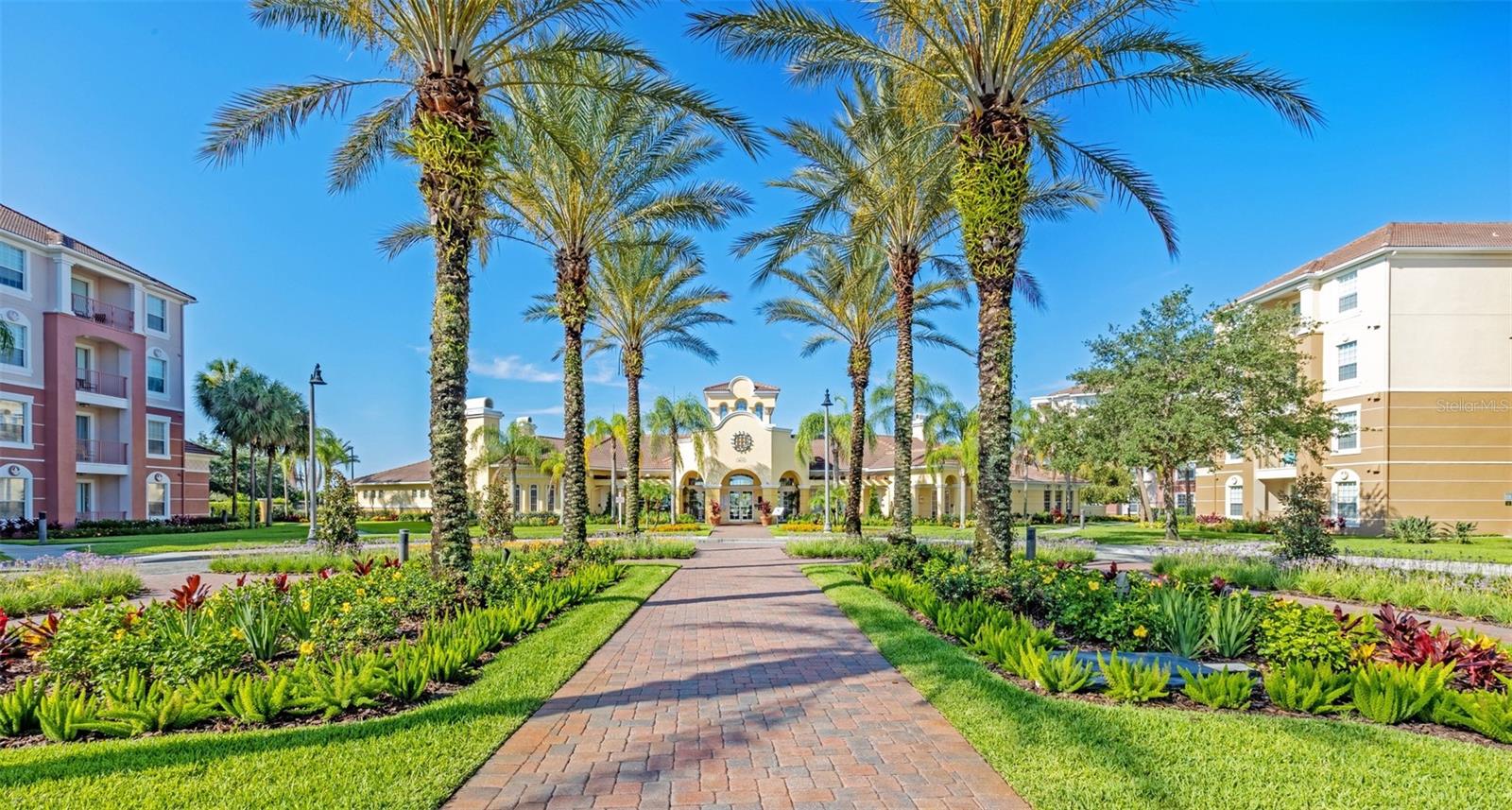 8001 COOL BREEZE DR #121