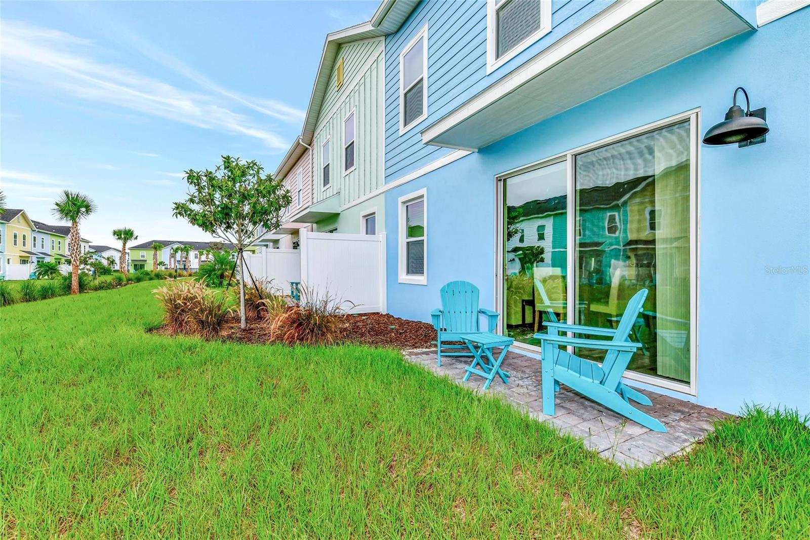 8171 COCONUT PL