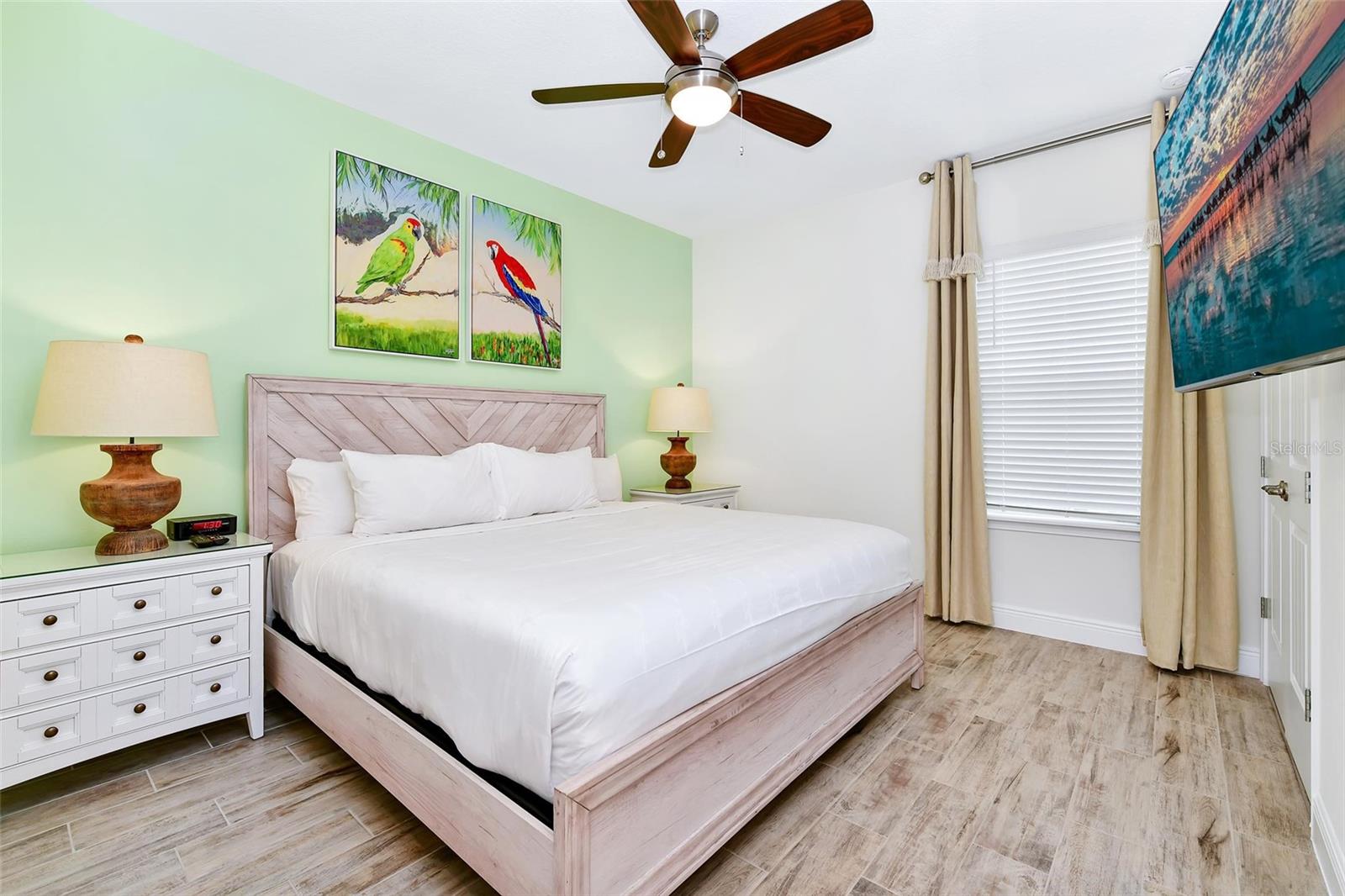 8146 COCONUT PL