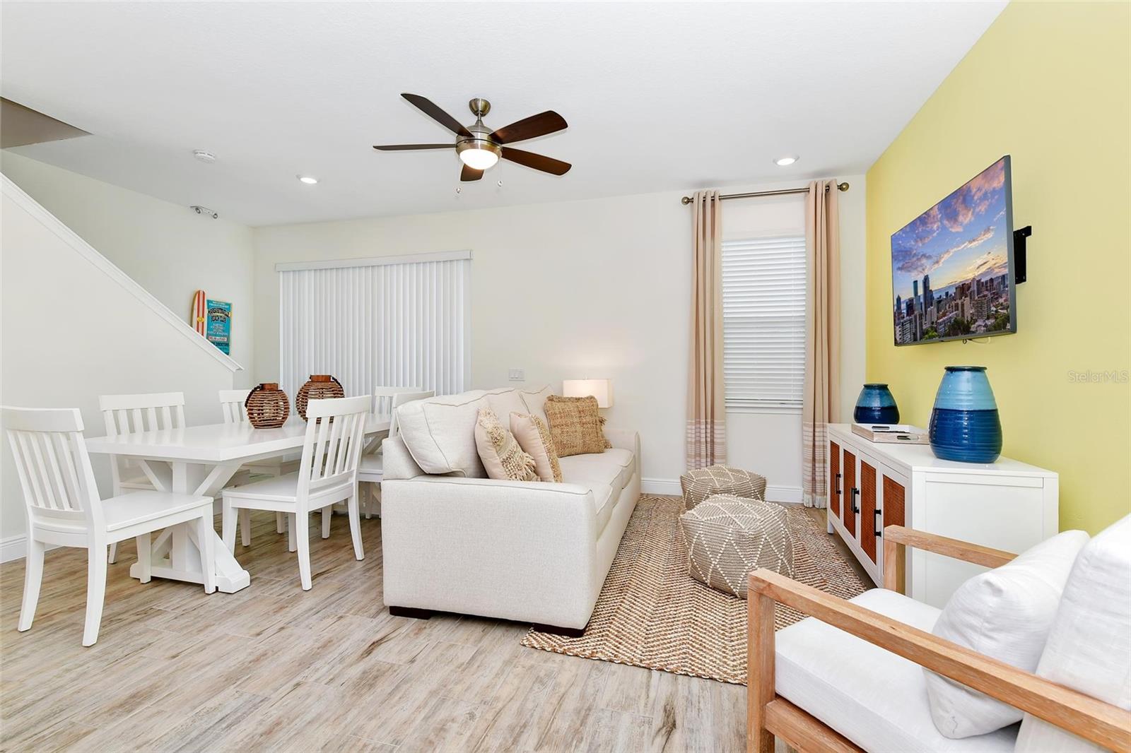 8146 COCONUT PL