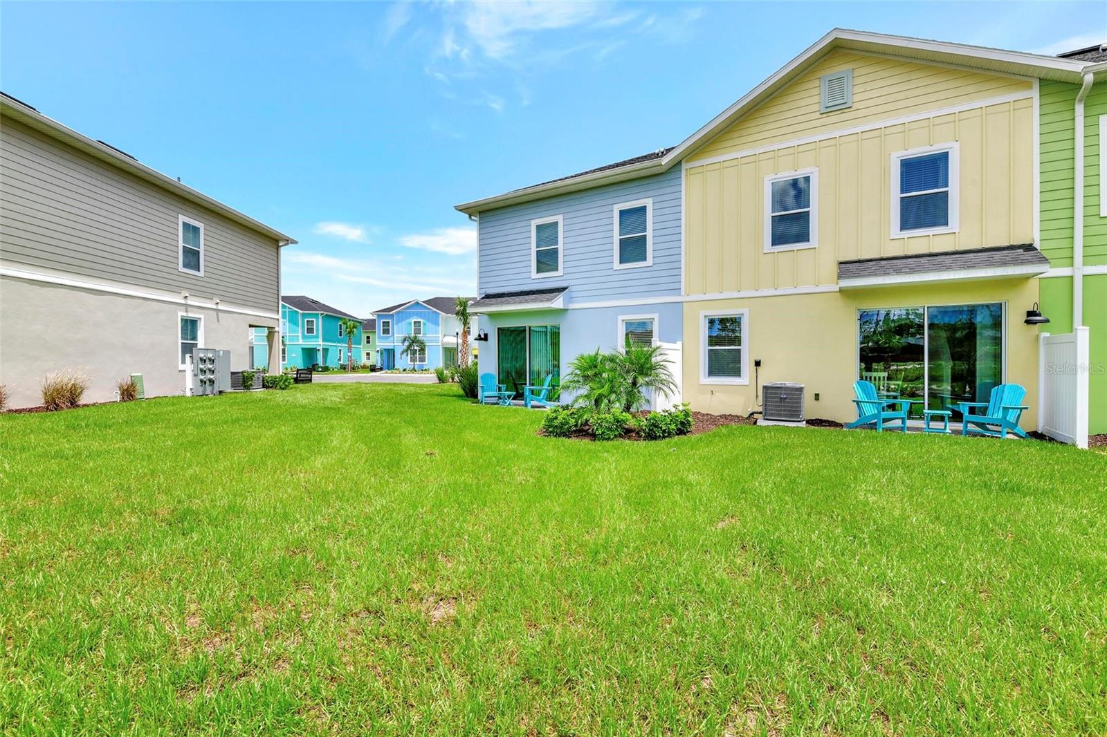 8146 COCONUT PL