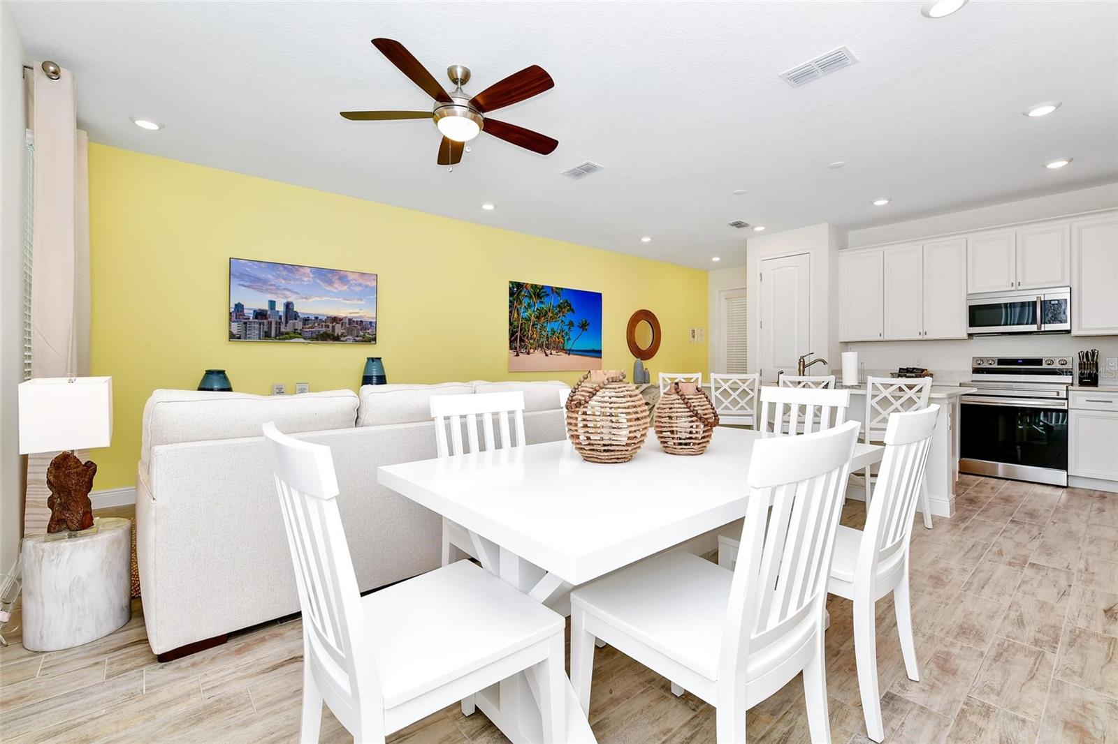 8146 COCONUT PL