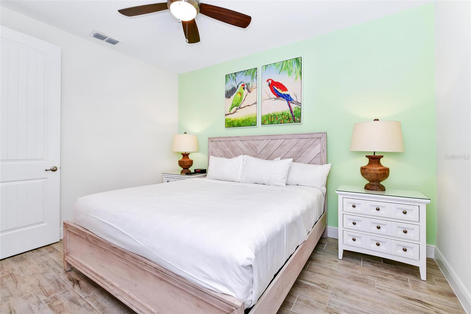 8146 COCONUT PL