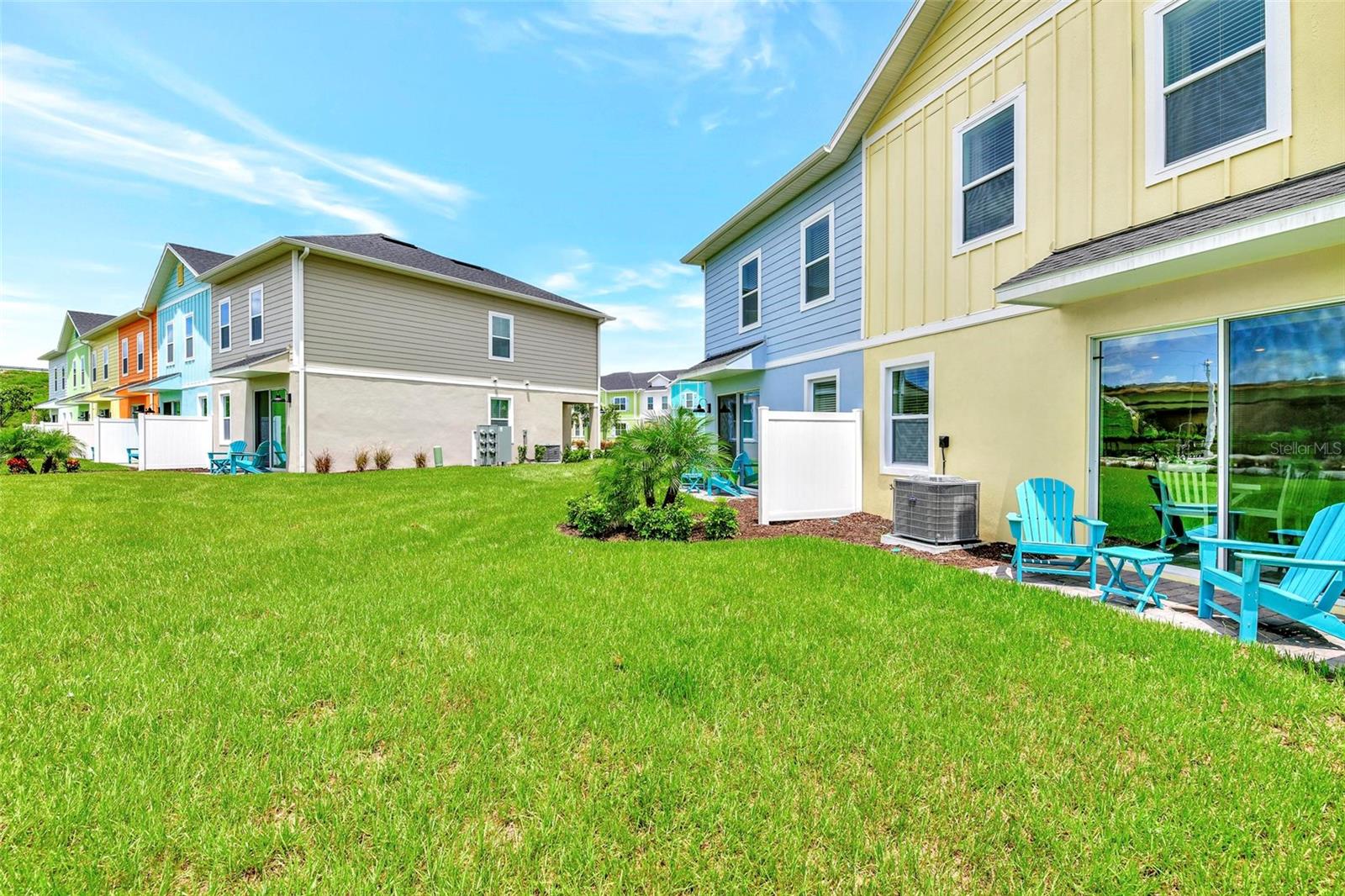 8146 COCONUT PL