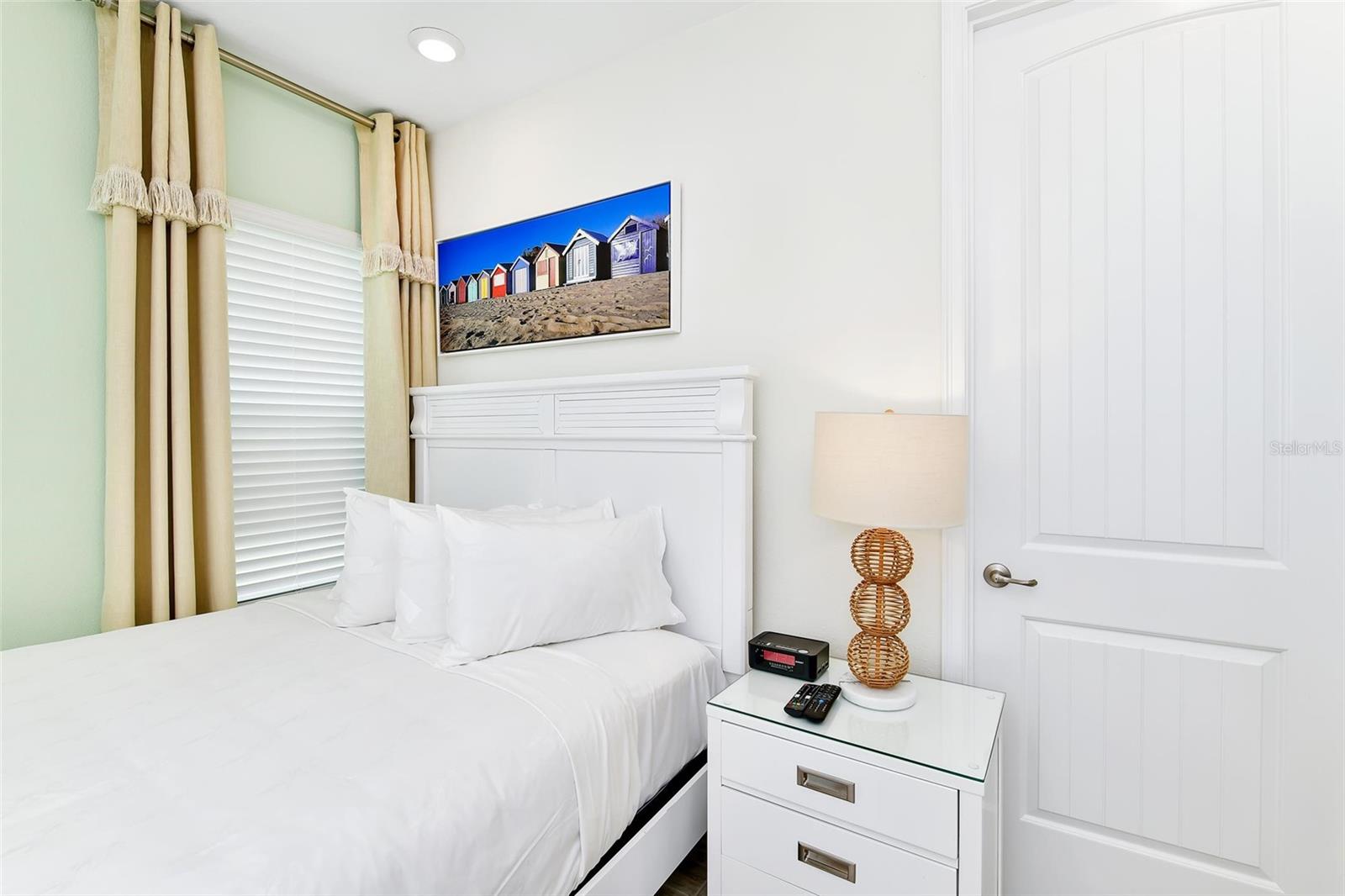 8146 COCONUT PL