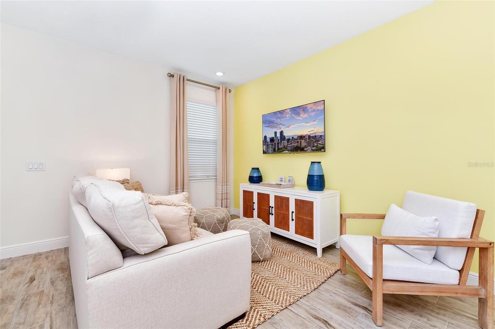 8146 COCONUT PL