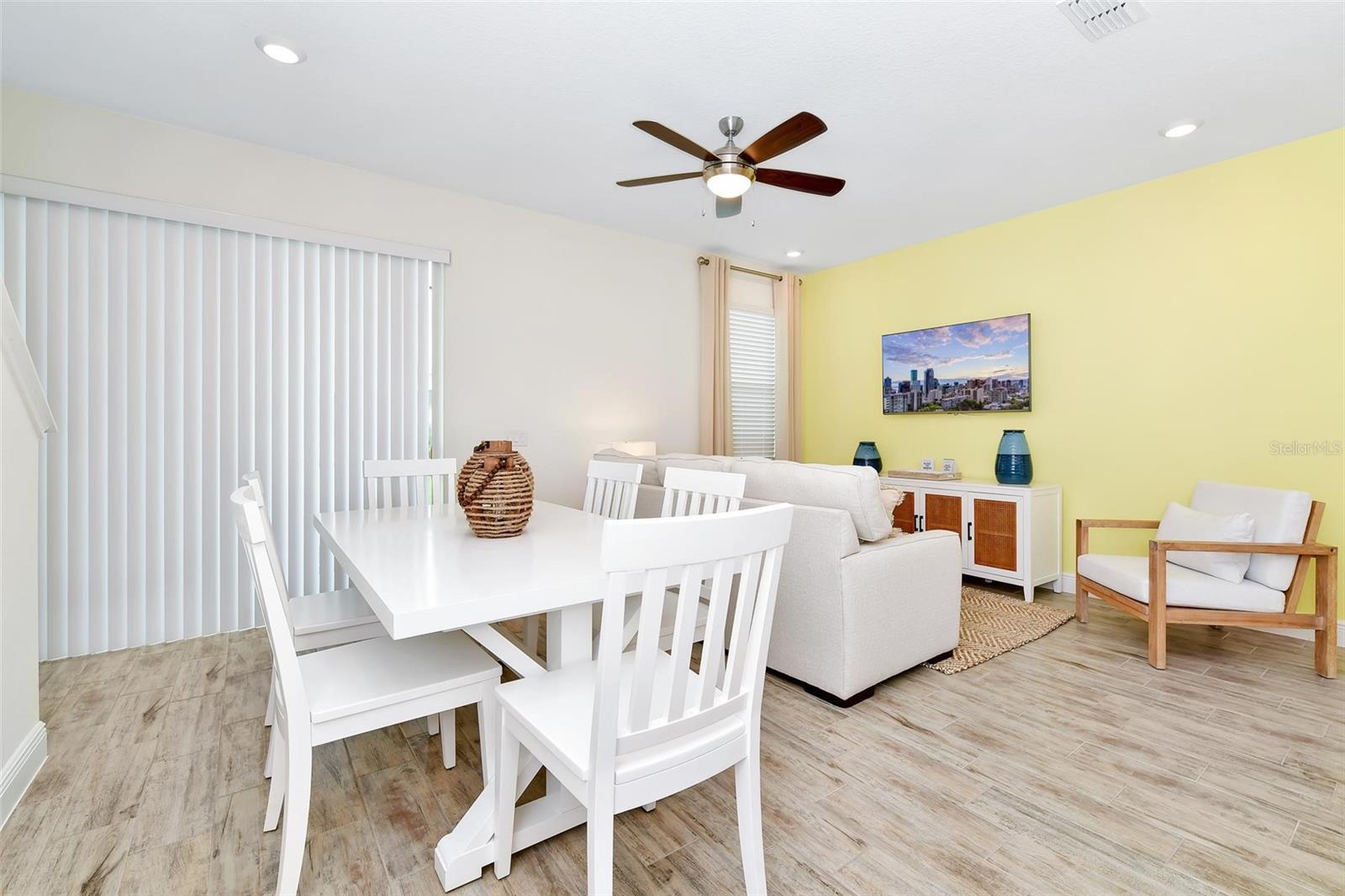 8146 COCONUT PL