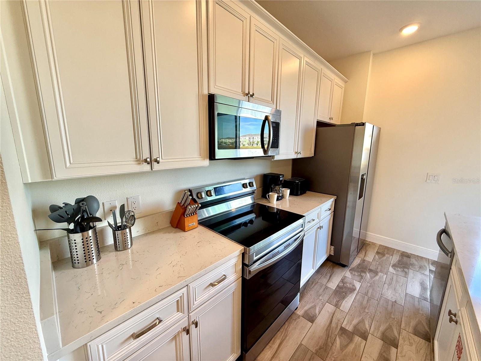 3165 CARIBBEAN SOUL DR