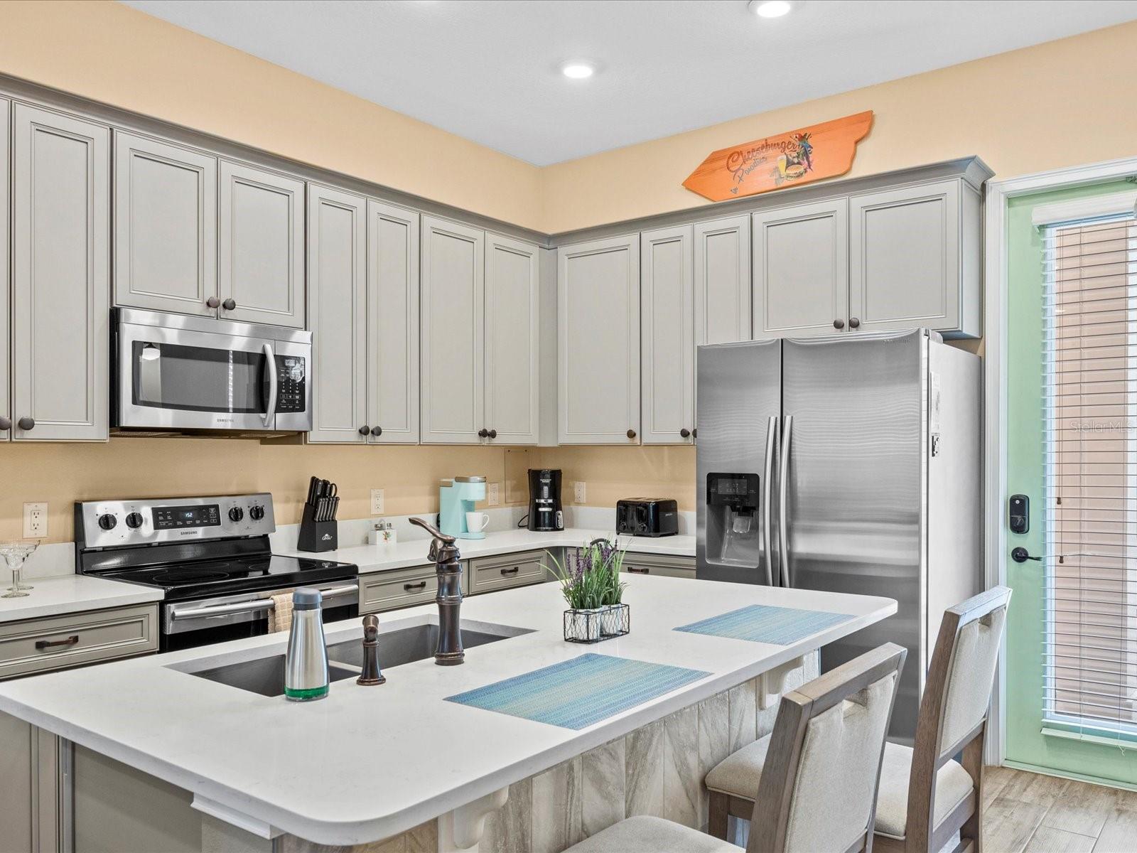 3095 KEY LIME LOOP