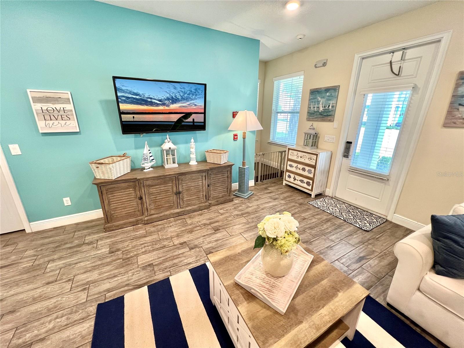 3083 PIRATE WAY