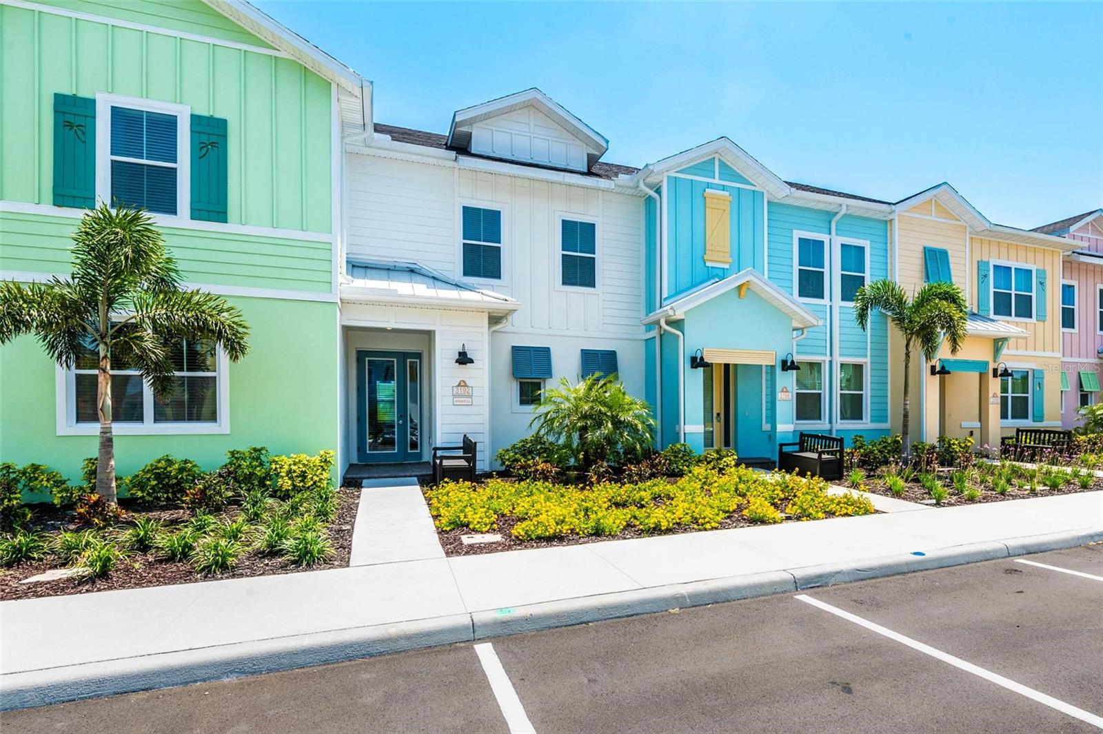 3192 CARIBBEAN SOUL DR